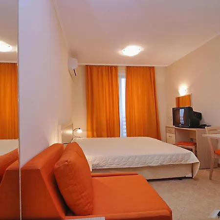Royal Sun Apartahotel 2*