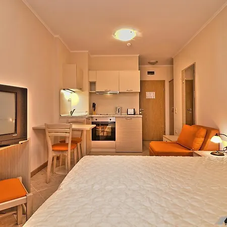 Apartahotel Royal Sun 2*