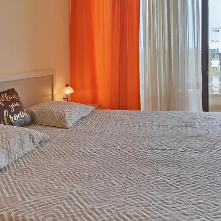 Royal Sun Apart-hotel 2*