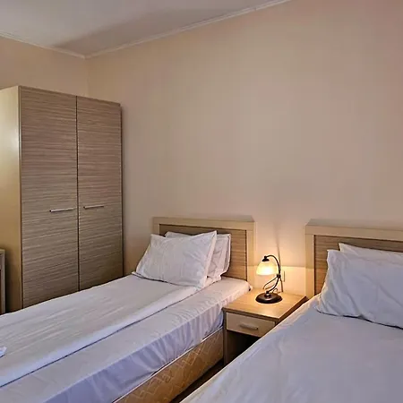Royal Sun Aparthotel 2*