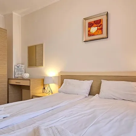 Royal Sun Aparthotel Sluneční pobřeží